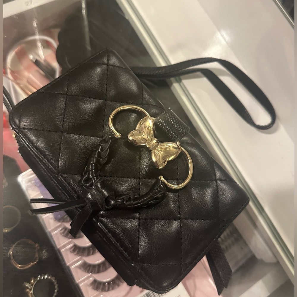 Disney Minnie Mouse wristlet wallet